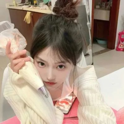 黑衣女孩