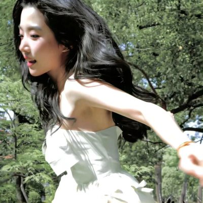 娇憨女郎